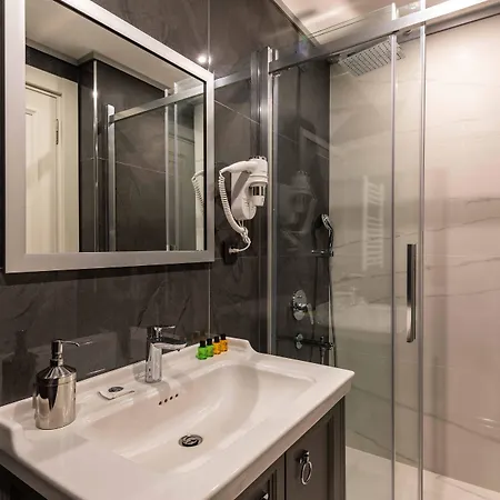 Sala Hotel
