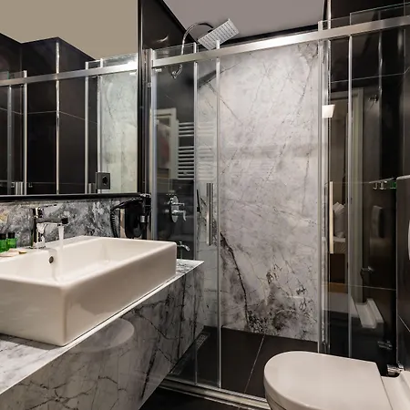 Hotel Sala 3*